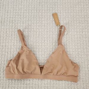 SKIMS Everyday Wireless Triangle Bralette